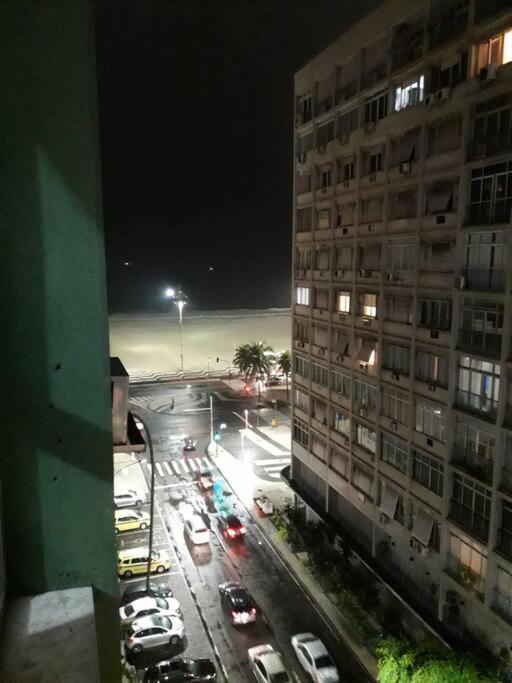 Apartamento De Copacabana Bela Vista Mar Lateral *